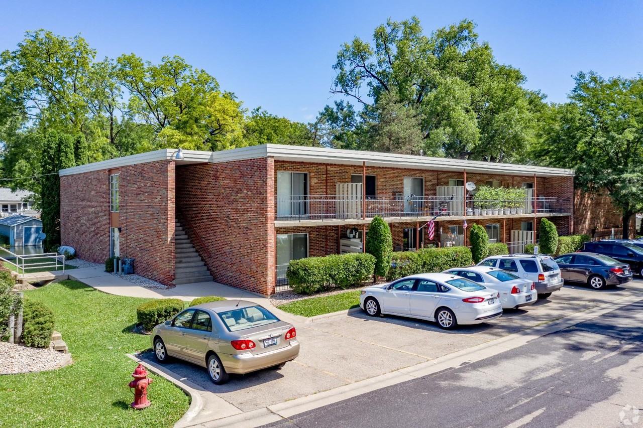 711 Pirate Island Rd - Photo 6 of 8