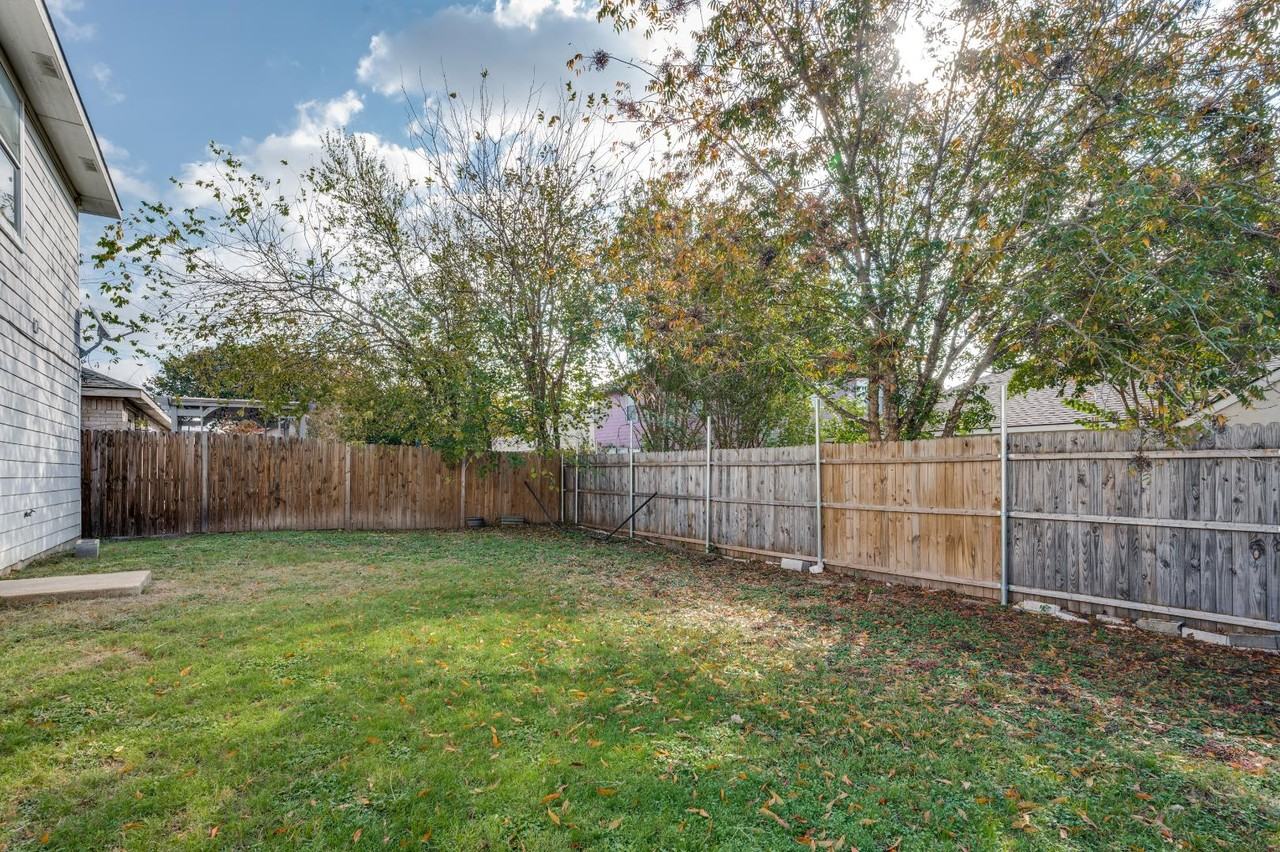 10141 Chapel Rock Dr - Photo 4 of 20