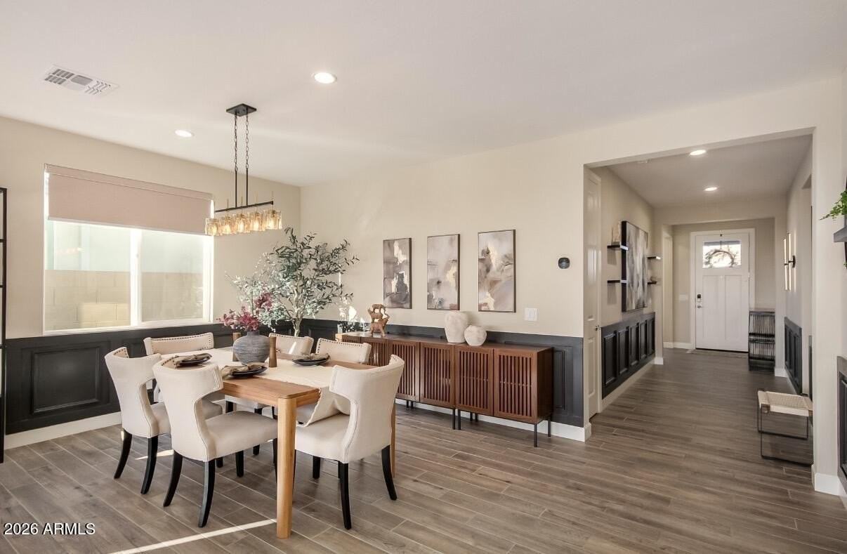 11353 N Luckenbach St - Photo 7 of 32