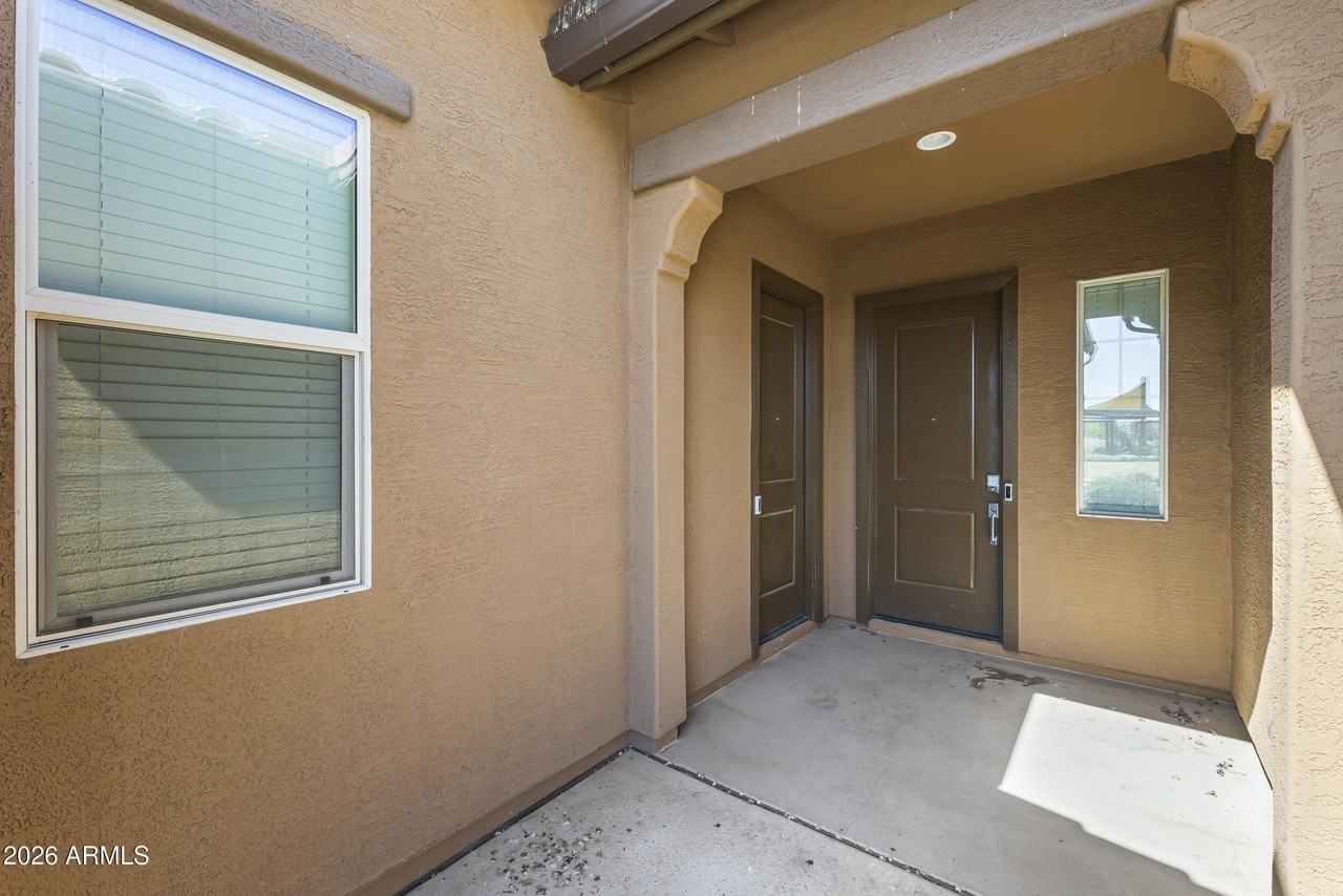 9342 W Roma Ave - Photo 4 of 33