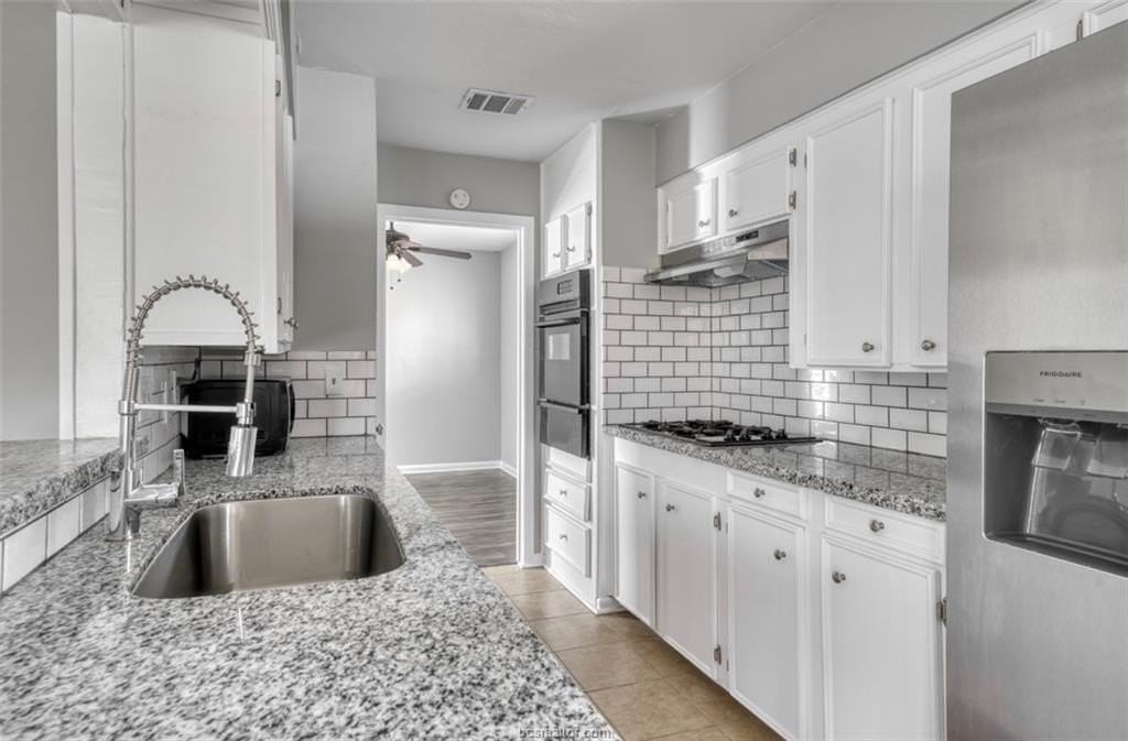 1115 Merry Oaks Dr - Photo 7 of 18