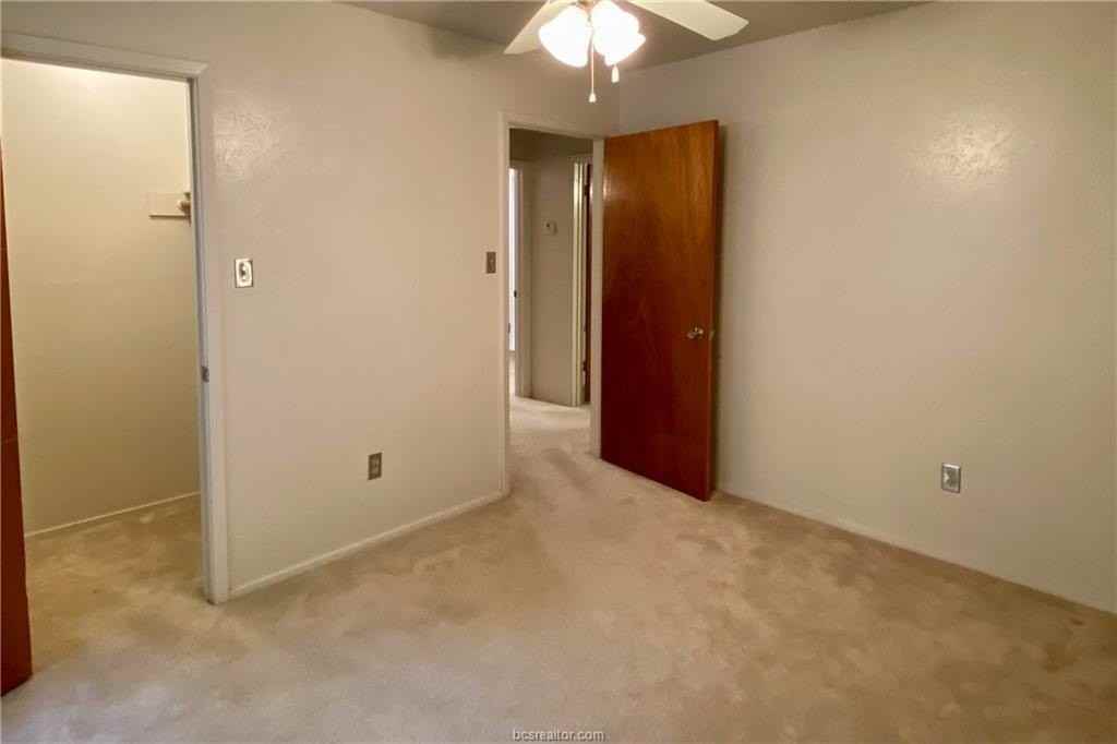 1306 Holik Dr - Photo 6 of 8