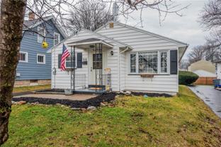 416 W Spruce St - Photo 1 of 1