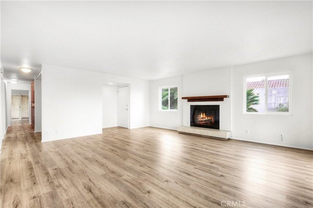 1505 Calle Sacramento - Photo 3 of 10