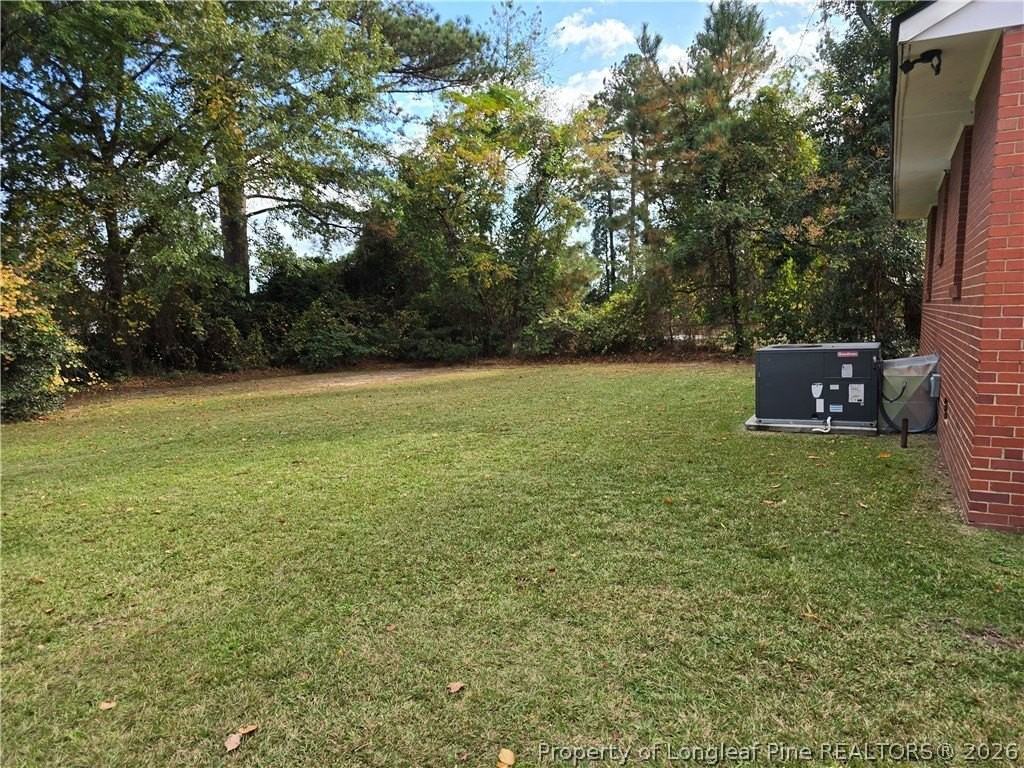 479 Mcbain Dr - Photo 3 of 19