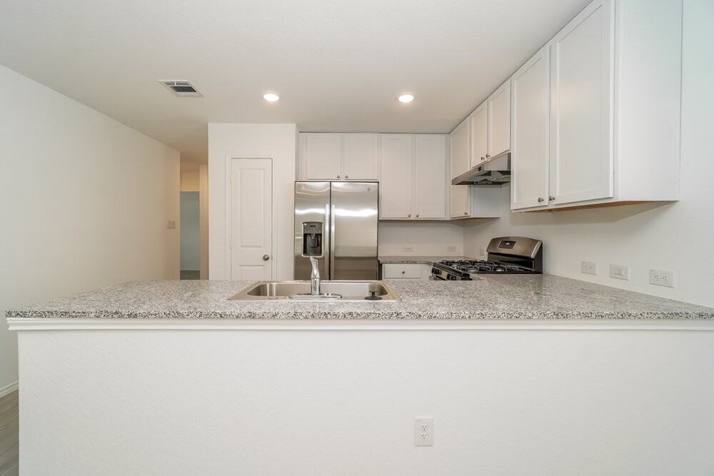 8803 Barrow Path - Photo 7 of 16