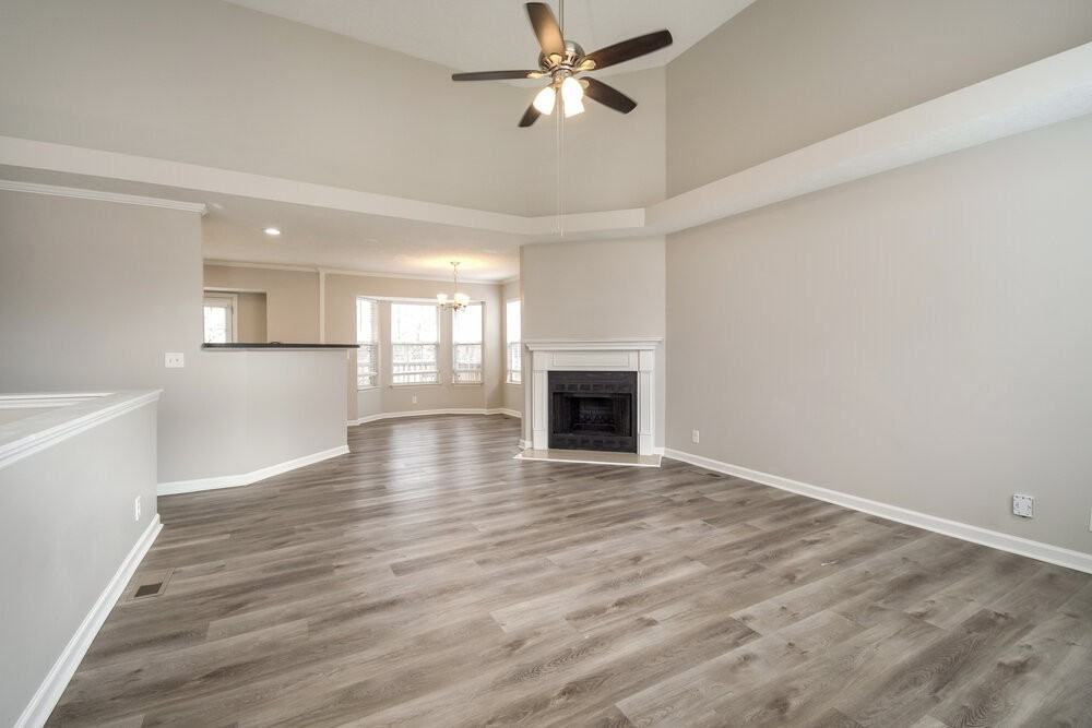 5356 Village Way - Photo 6 of 17