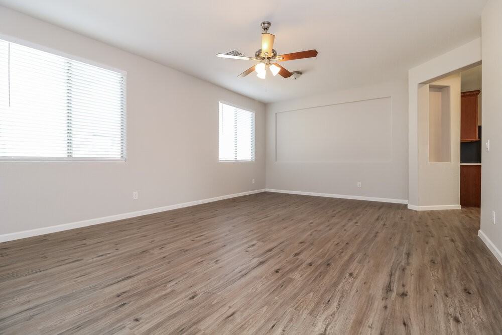 22401 N 102nd Ln - Photo 3 of 16