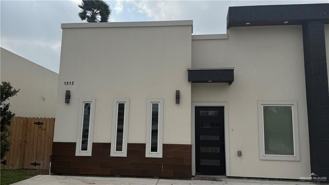 1513 W B St - Photo 1 of 1