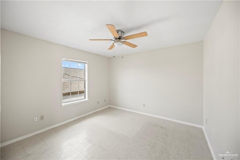 800 W Javelina Dr Apt 3 - Photo 6 of 7