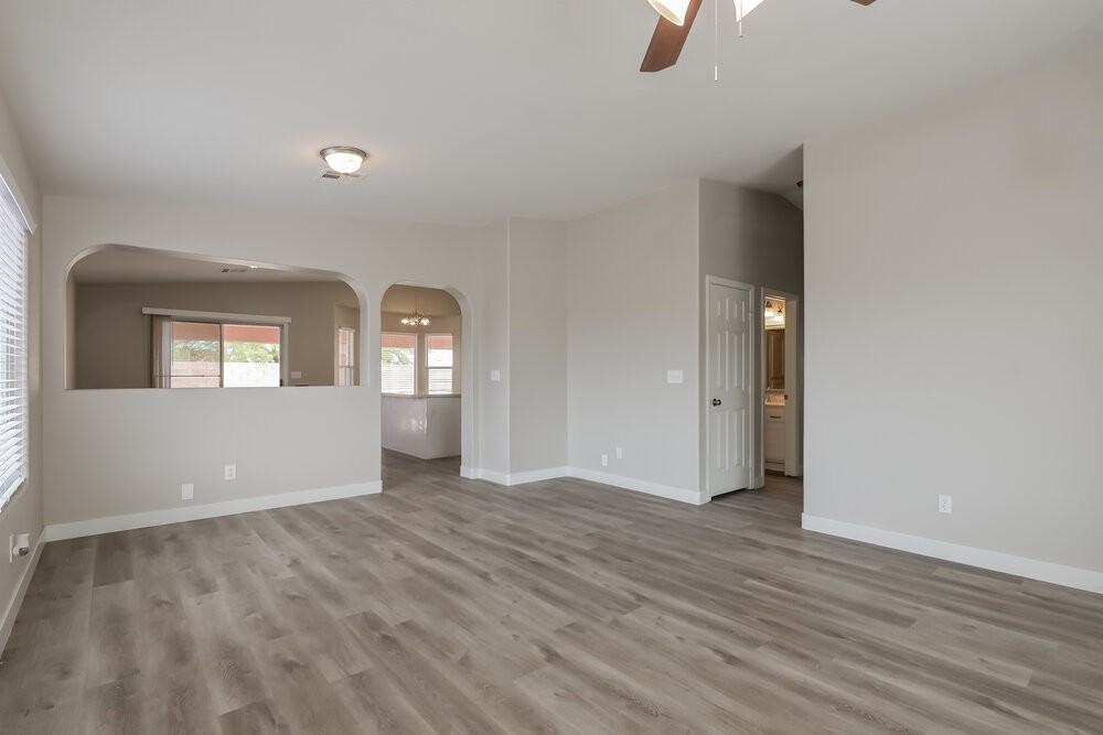 456 Palegold St - Photo 5 of 16