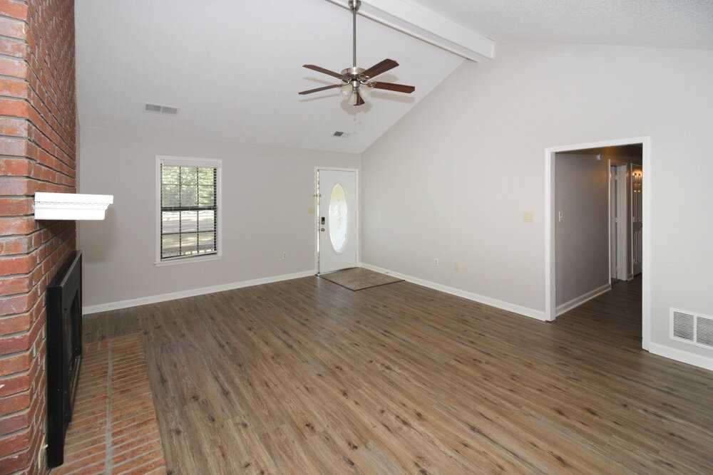 7352 Alexander Rd - Photo 5 of 16