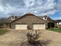 3023 Villas Creekside Dr - Photo 1 of 1