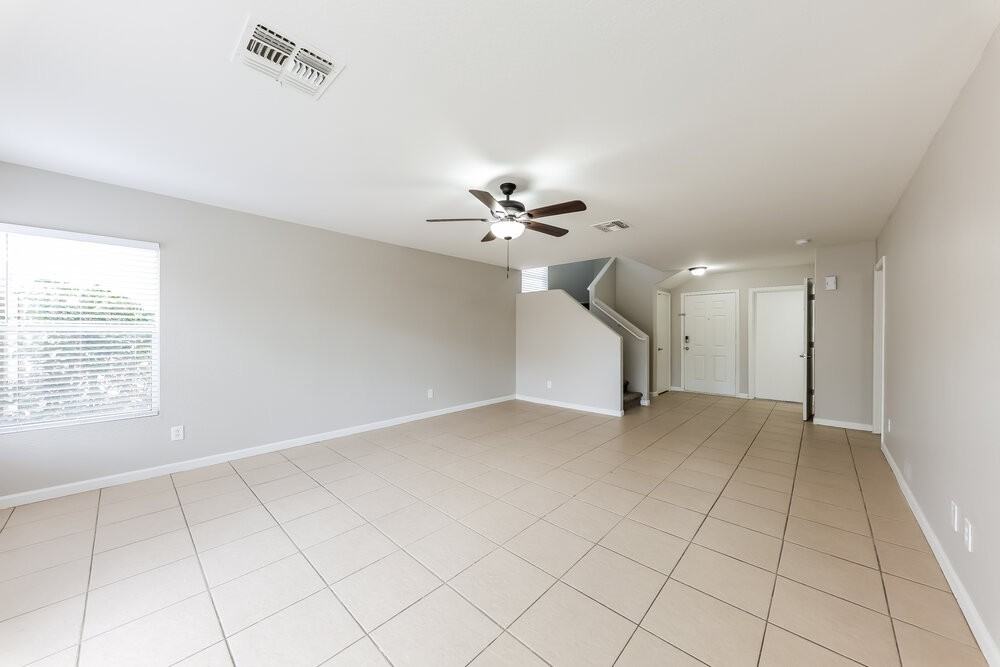 11814 W Poinsettia Dr - Photo 5 of 17