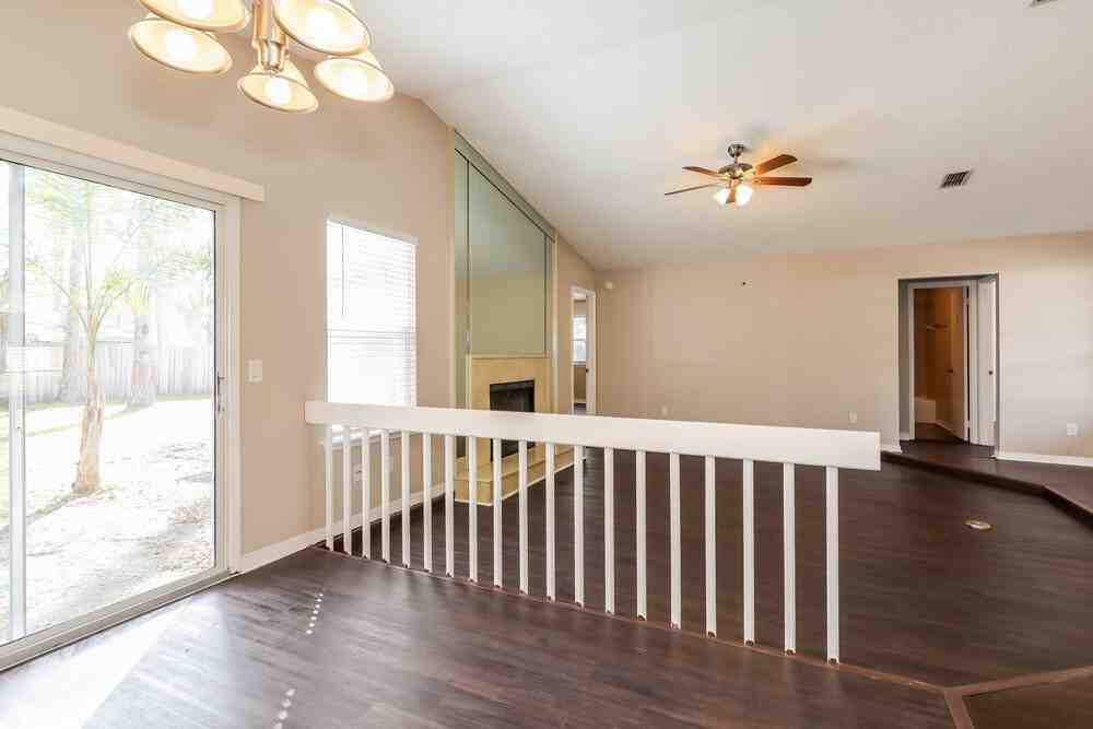 1863 Sherwood Dr - Photo 7 of 16