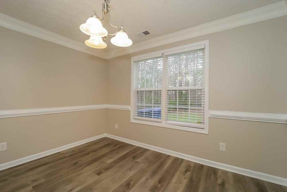 208 Arbor Creek Dr - Photo 6 of 17