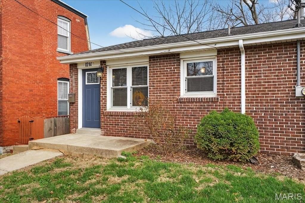 1210 N 5th St - Photo 5 of 32