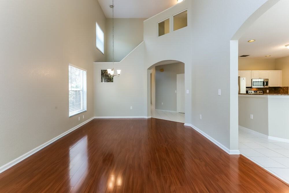 1117 Nw 97th Dr - Photo 3 of 15