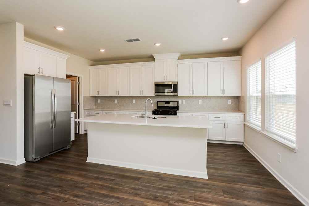 5833 Hackberry Ln - Photo 7 of 17