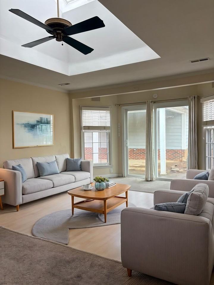 901 Winter Wood Dr - Photo 4 of 18