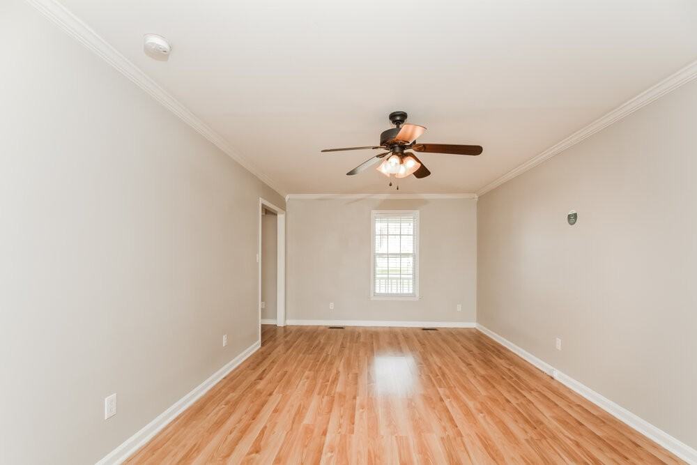 313 Alder Ln - Photo 5 of 17