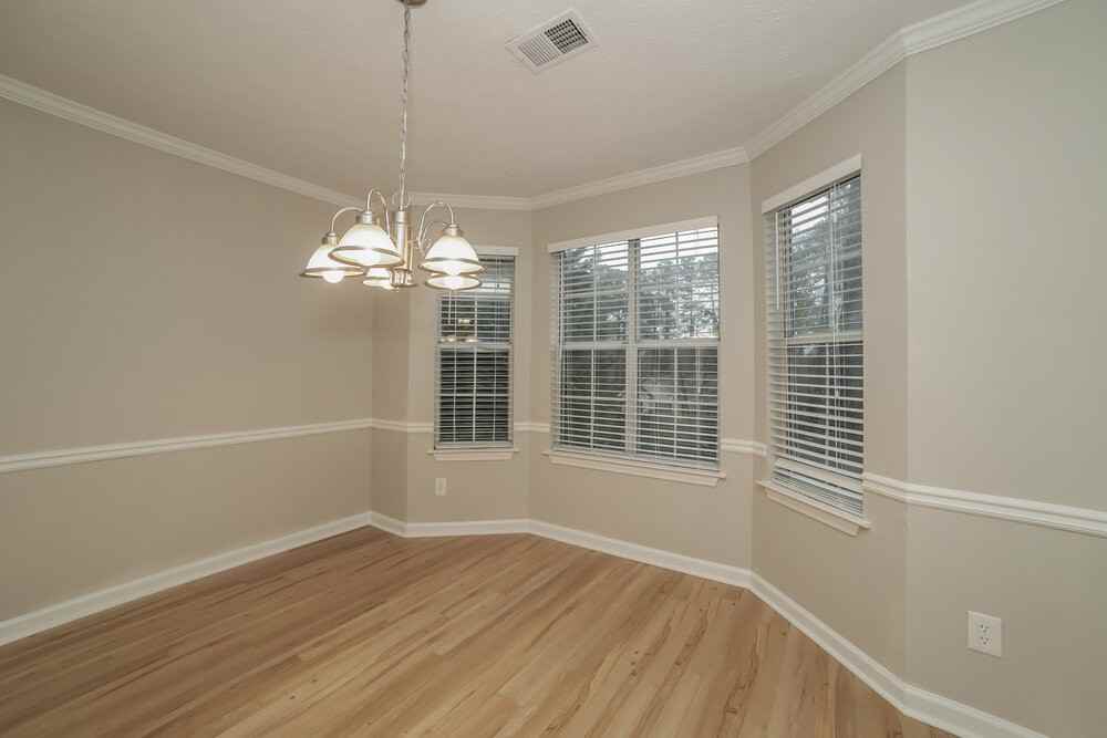 1338 Colonial Trce Nw - Photo 5 of 16