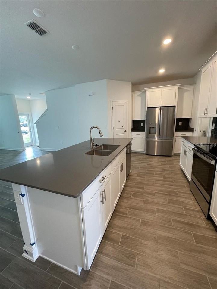 3111 Addison Blvd - Photo 7 of 23