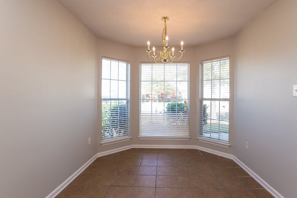 7896 Nature Walk Dr - Photo 4 of 15