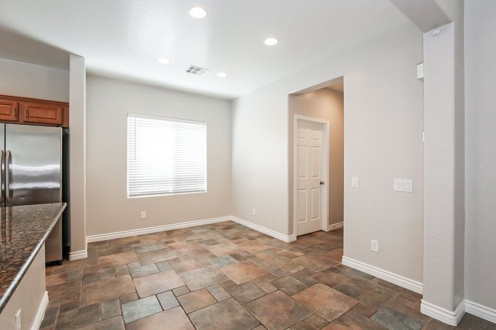 7113 Mercurio Ave - Photo 7 of 17