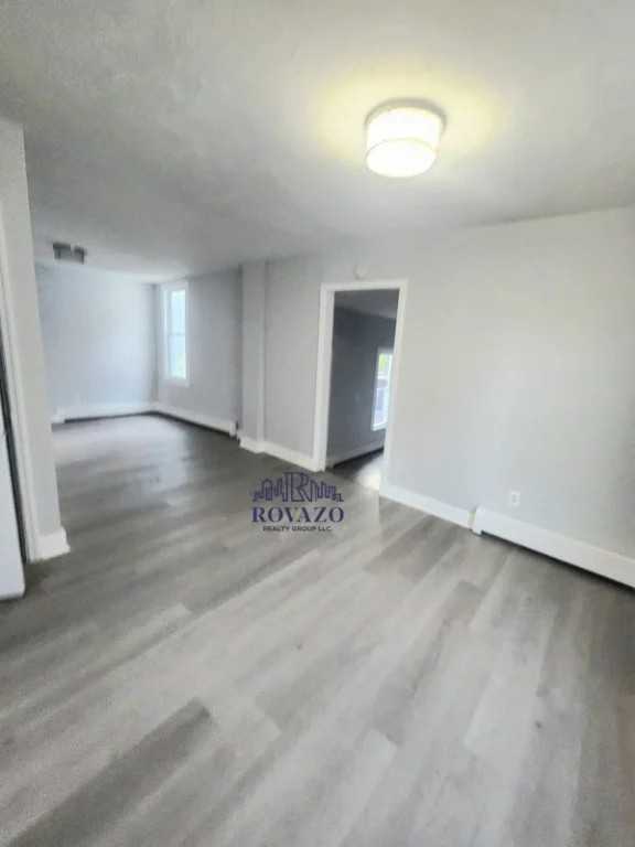 188 Ridge Street #1R - Photo 3 of 10