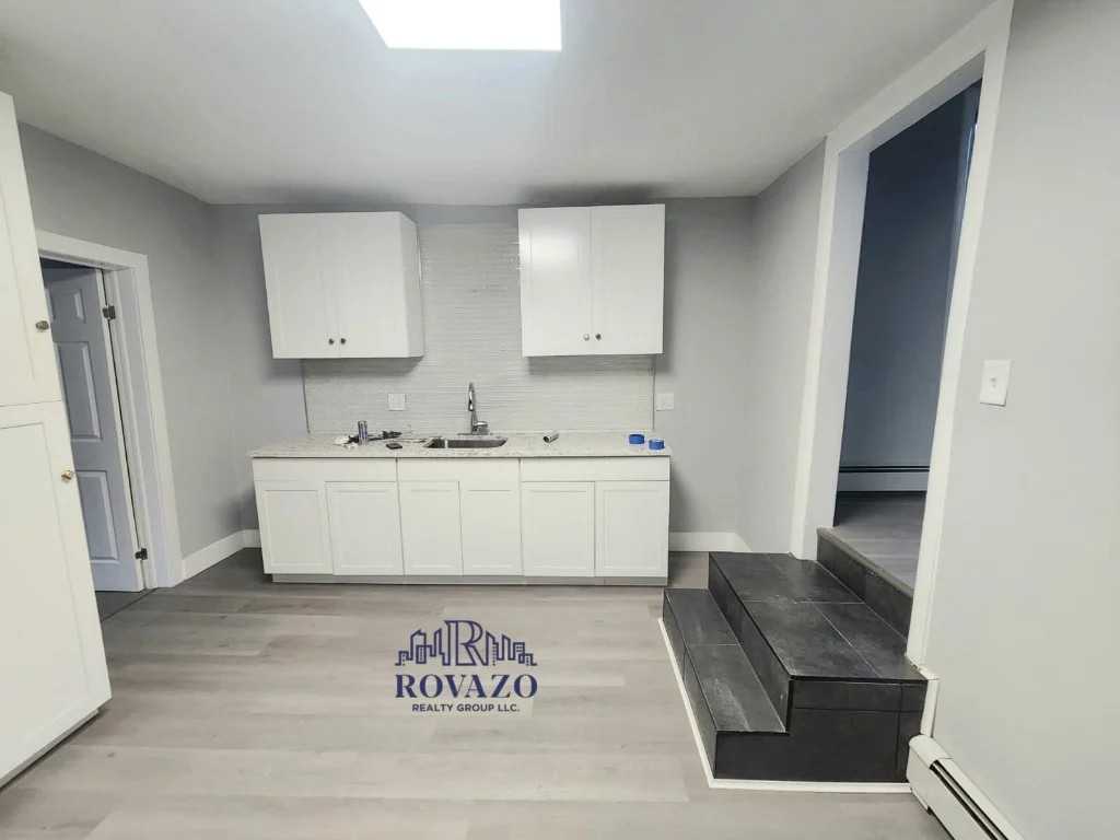 188 Ridge Street #1R - Photo 2 of 10