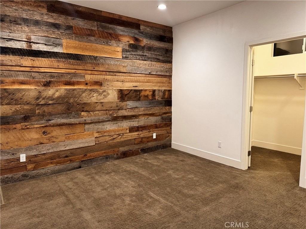 2205 Tom Mix Rd - Photo 6 of 20