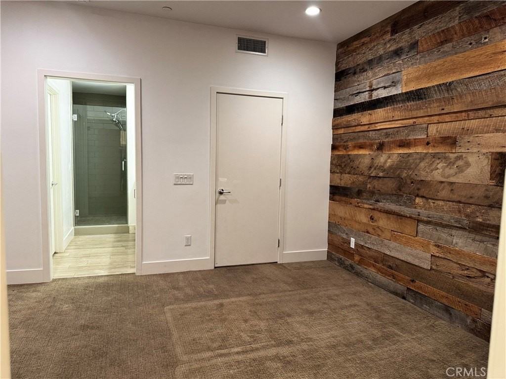 2205 Tom Mix Rd - Photo 7 of 20