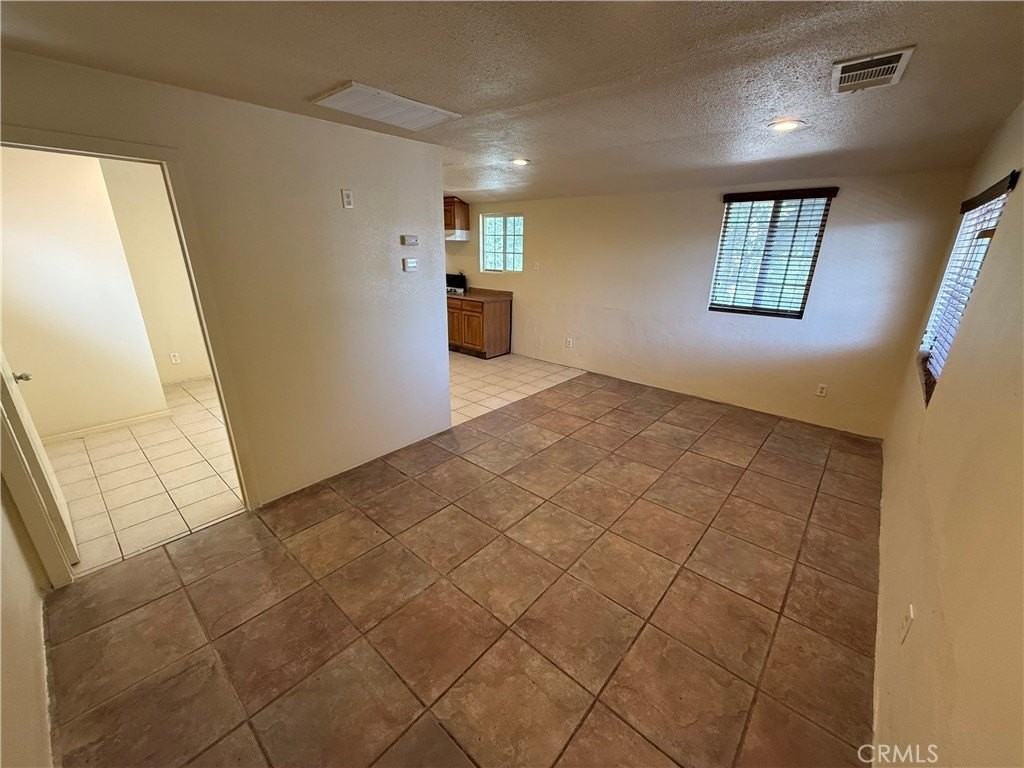 5491 Riverview Dr #3 - Photo 6 of 18