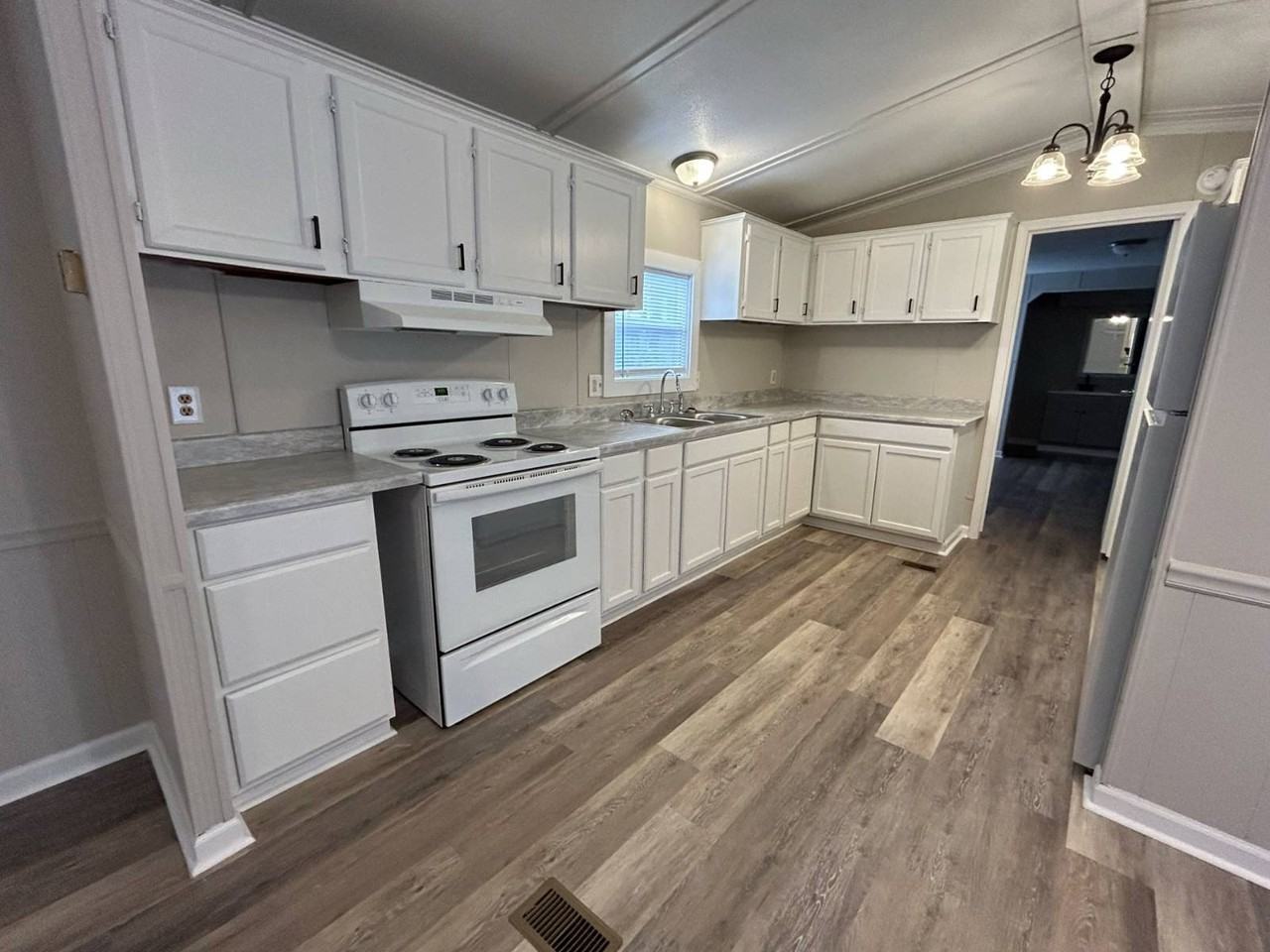 97 White Oak Vlg - Photo 4 of 23