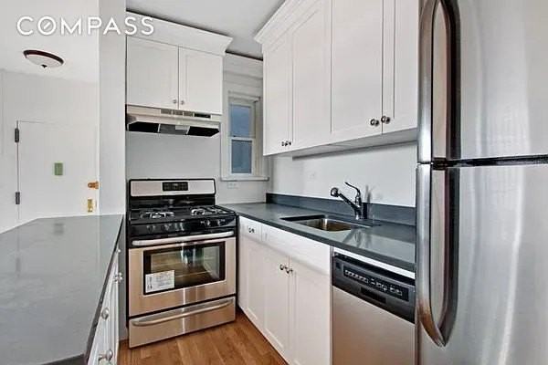 110 Montague St #7 - Photo 3 of 4