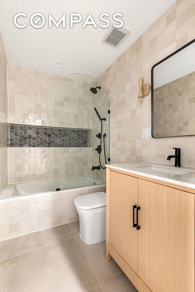 599 Macon St - Photo 5 of 6