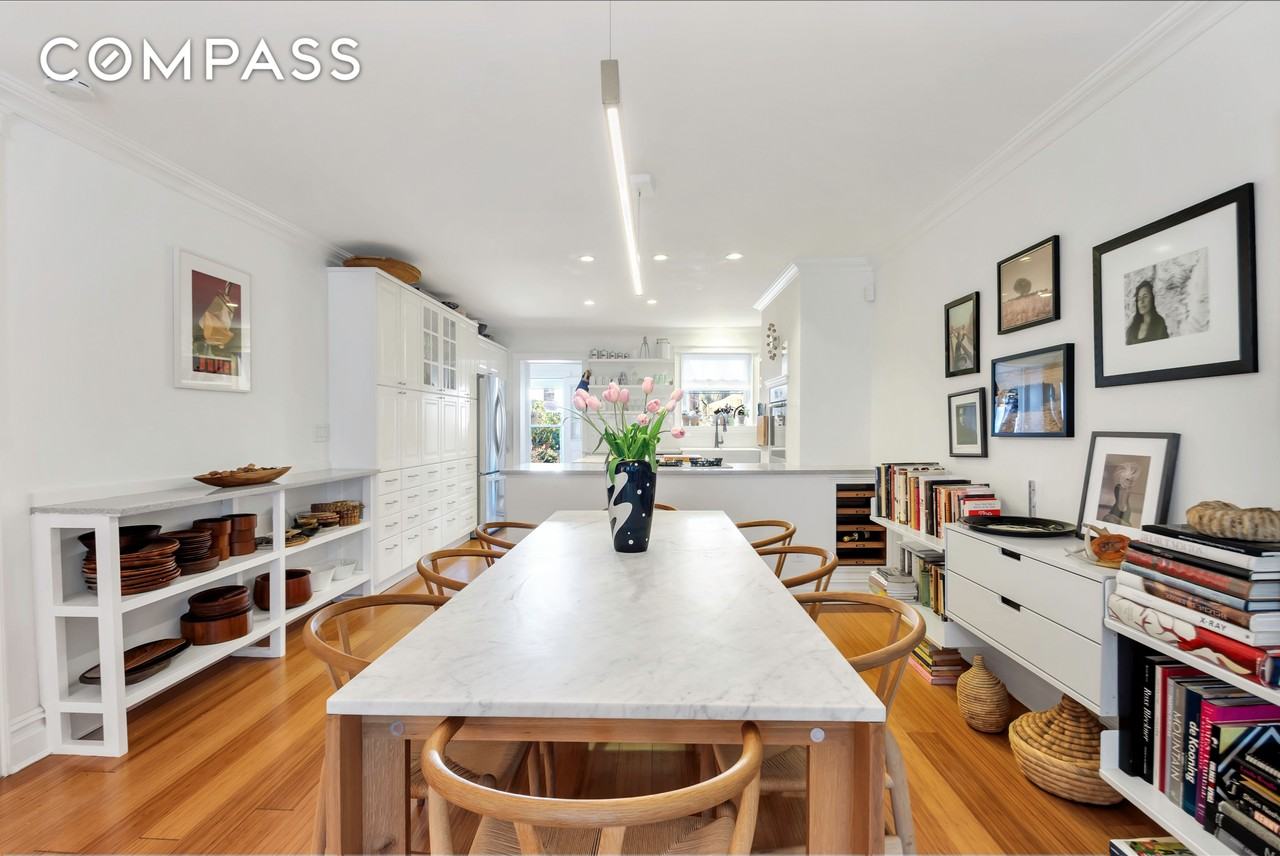 713 Greene Ave - Photo 3 of 12