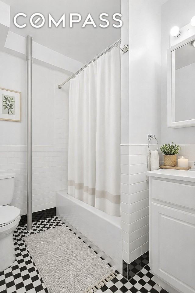 1104 Dean St #3 - Photo 4 of 4