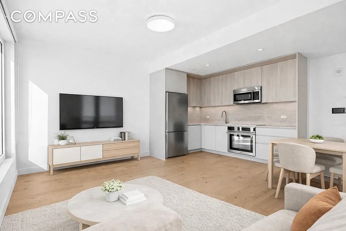 130 2nd St #8F - Photo 2 of 17