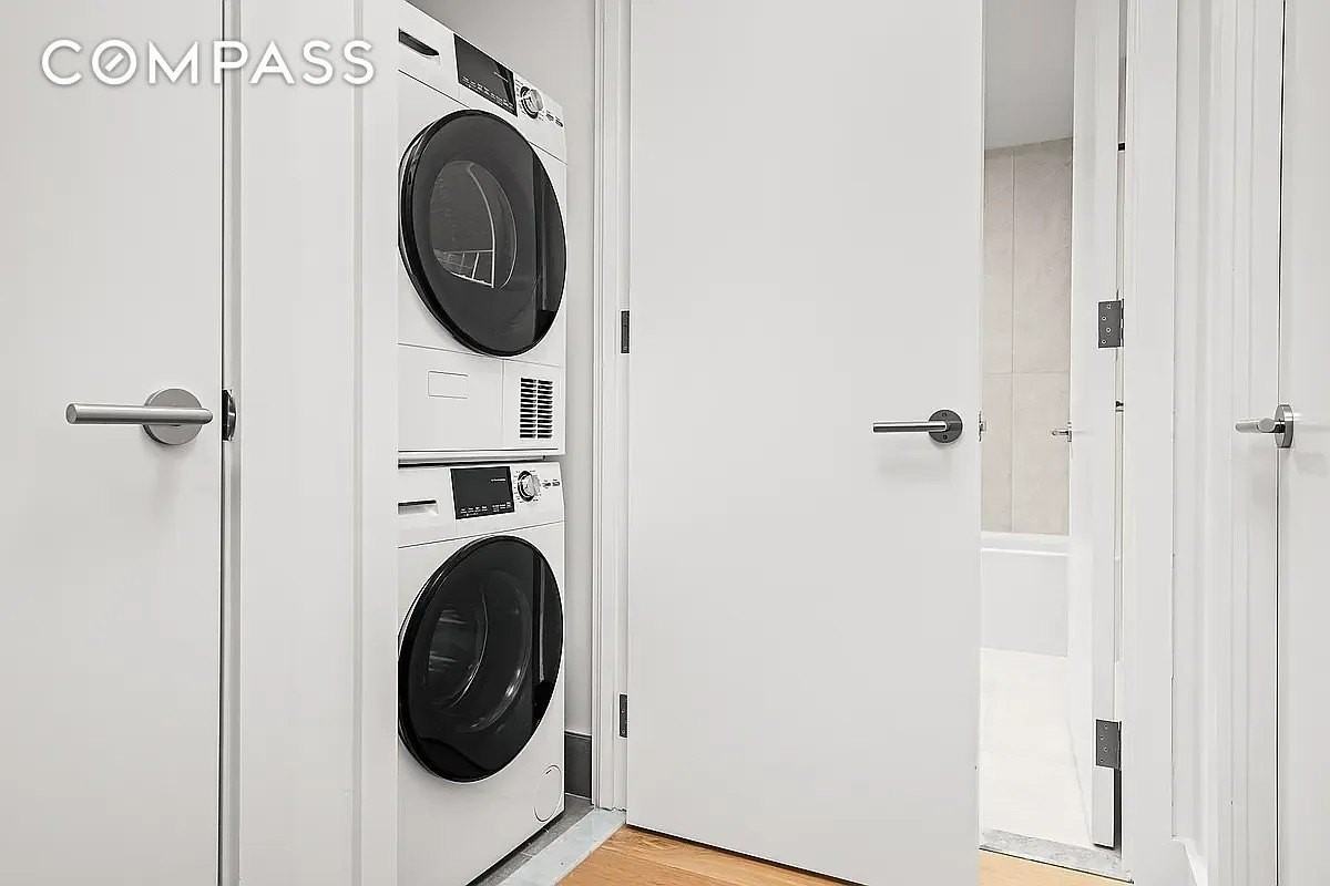 130 2nd St #8F - Photo 6 of 17