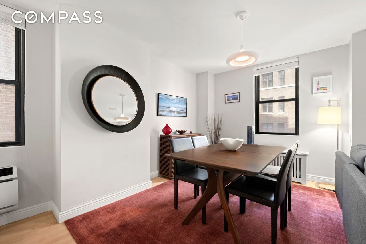 340 W 55th St #5C - Photo 2 of 10