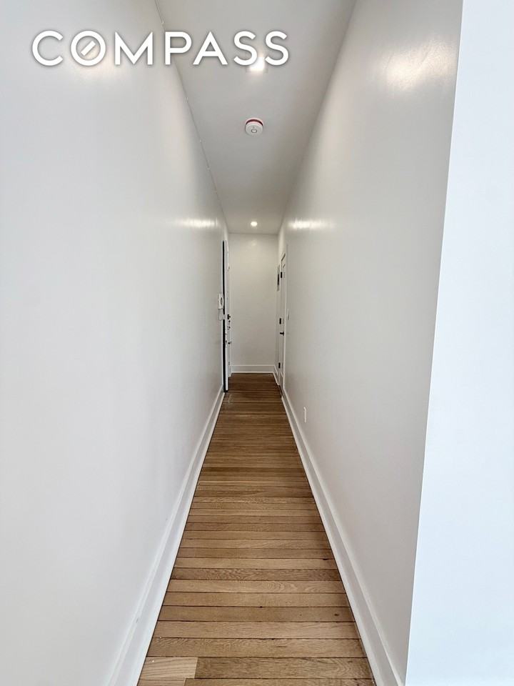 132 Remsen St #9 - Photo 3 of 11