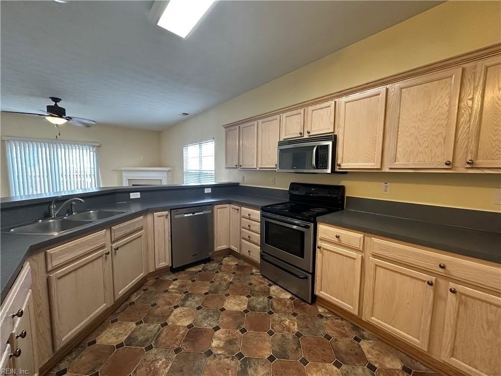 5244 Pirata Pl - Photo 6 of 32