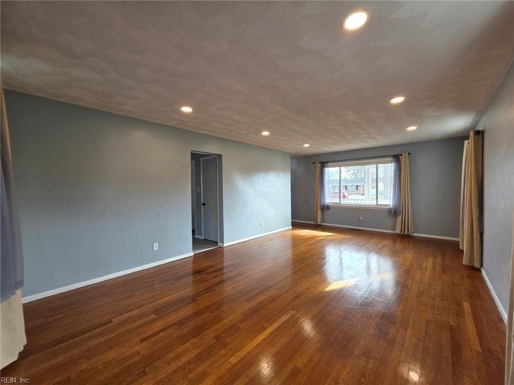 5316 Princess Anne Rd - Photo 6 of 35