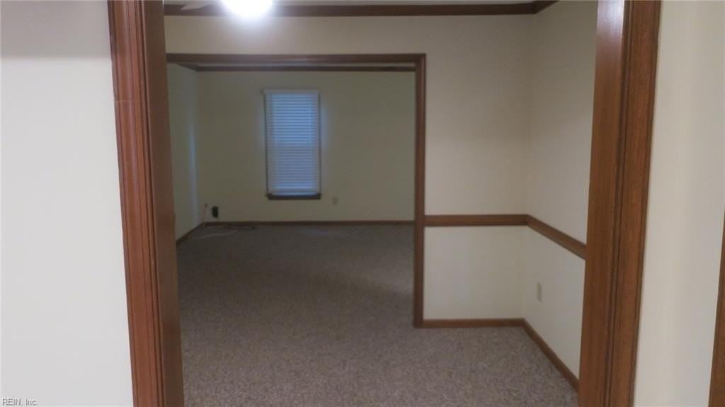 156 Sloane Pl - Photo 6 of 12