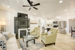 910 Rugby St - Photo 1 of 1