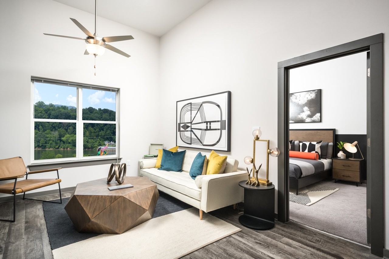 Riverwalk at Cameron Harbor - Photo 5 of 33