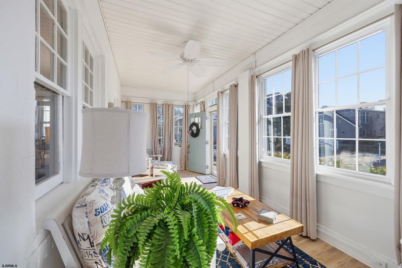 115 N Sumner Ave - Photo 5 of 33