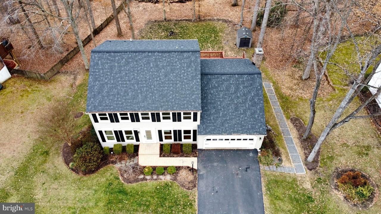 13016 Smoketown Rd - Photo 2 of 50